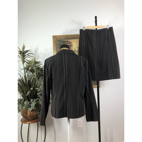 Romana Studio Women 2PC Skirt Suit 16 Long Sleeve Clueless Preppy Black 4 Button - Picture 3 of 13